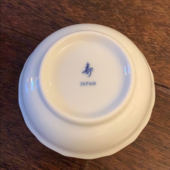 Small porcelain bowl from Japan w/ tomato vine 🍅 - Picture 5 of 6